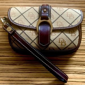 DOONEY & BOURKE | TAN JACQUARD AND LEATHER | WRISTLET